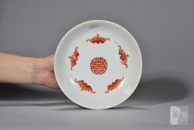 清乾隆 粉彩缠枝花卉开窗吉祥如意纹盘 - 图6